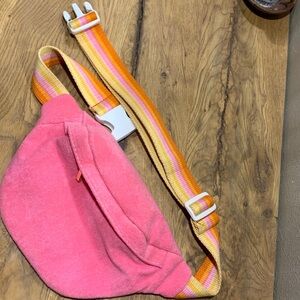 SHIRALEAH SOL 100% COTTON TERRY SLING BELT BAG PINK FANNY PACK CROSSBODY